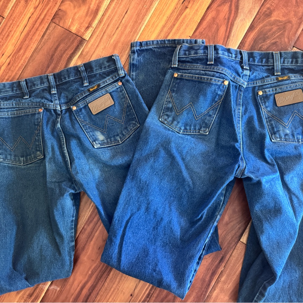 Lot of TWO Wrangler 13MWZ Cowboy Cut Jeans 30x38
